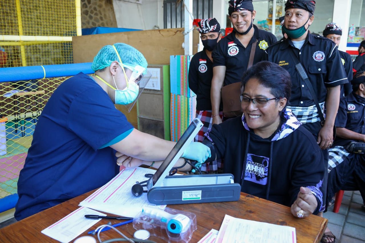 podiumnews.com-Giri Prasta Ingatkan Prinsip Saling Sumbah, Saling Parid dan Mesidikara